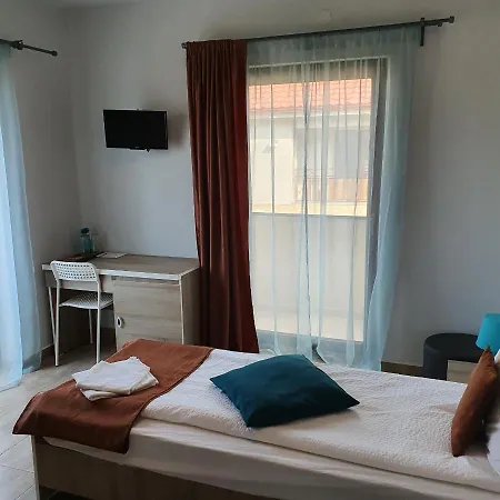 Sunny Family 招待所