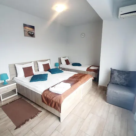 Sunny Family Guest house 3*