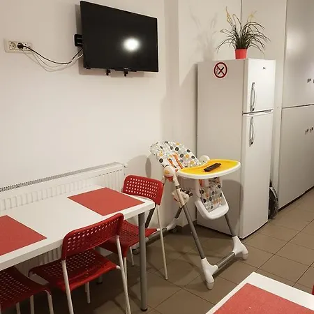 Sunny Family 招待所 3*